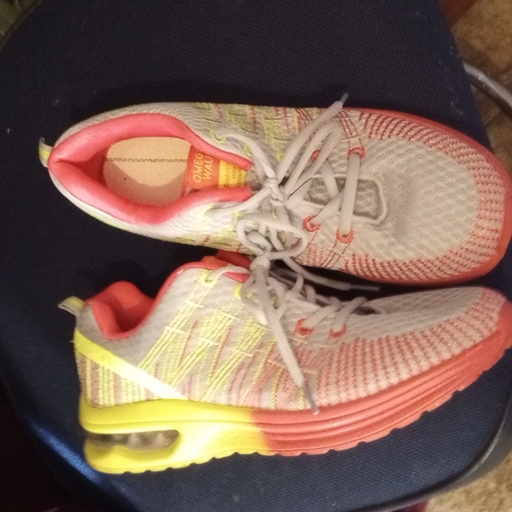 Size 43 gray ,orange and yellow  Tennis Shoe